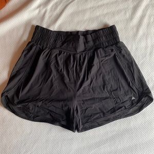 Breeze short